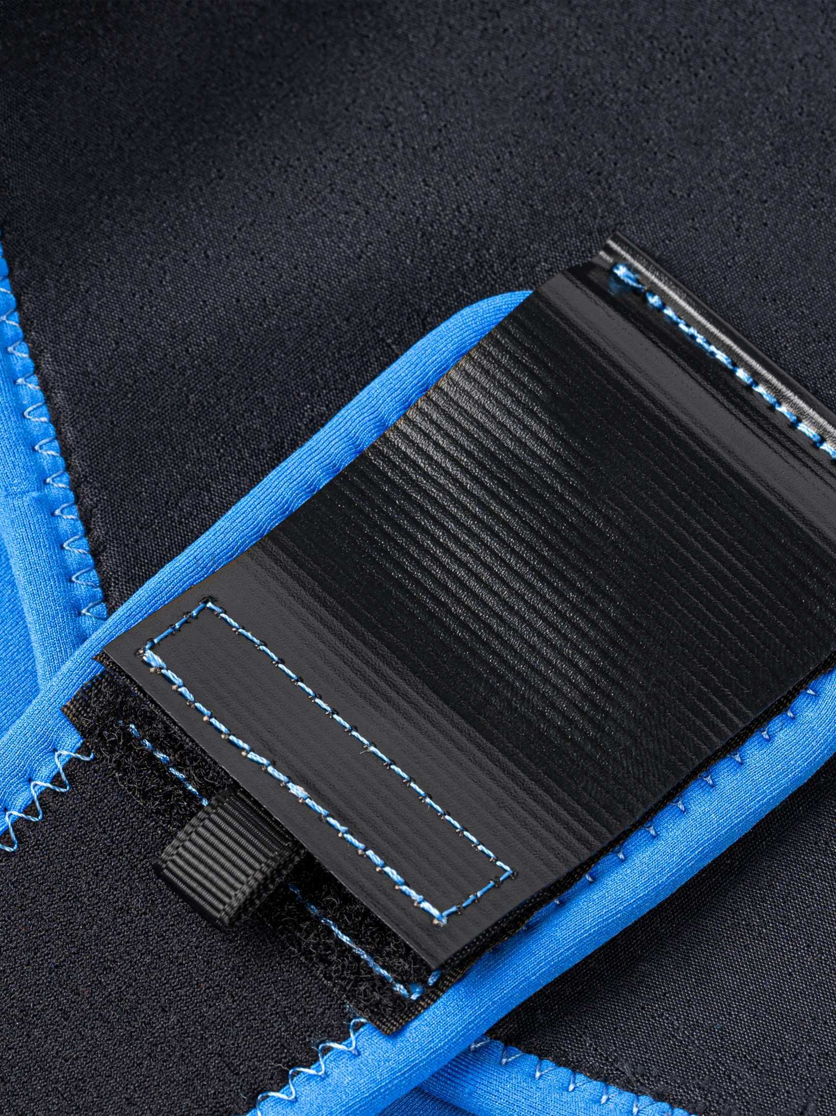 Inside view of the quality velcro wetsuit closure on the double lined 4mm and 2mm wetsuits