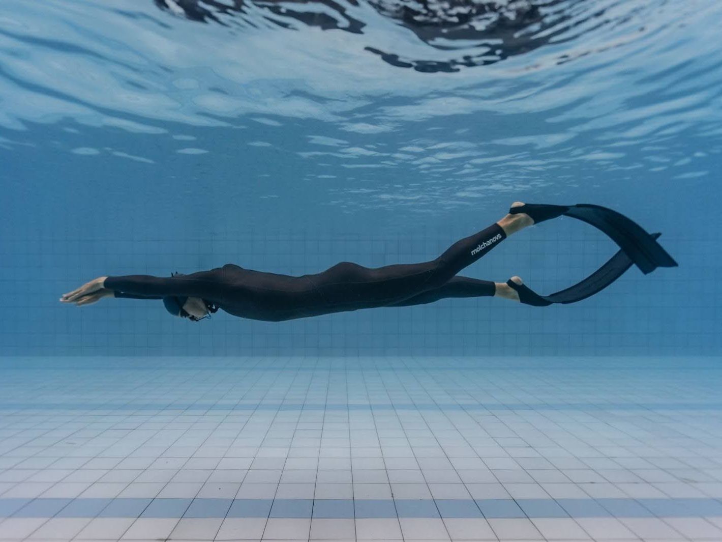 How to Choose Between Molchanovs Freediving Bifins: Competition Fins