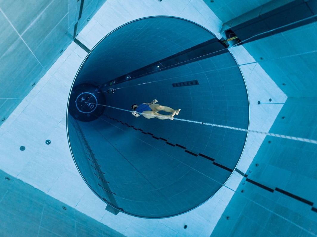 10 Freediving Deep Pools Around the World