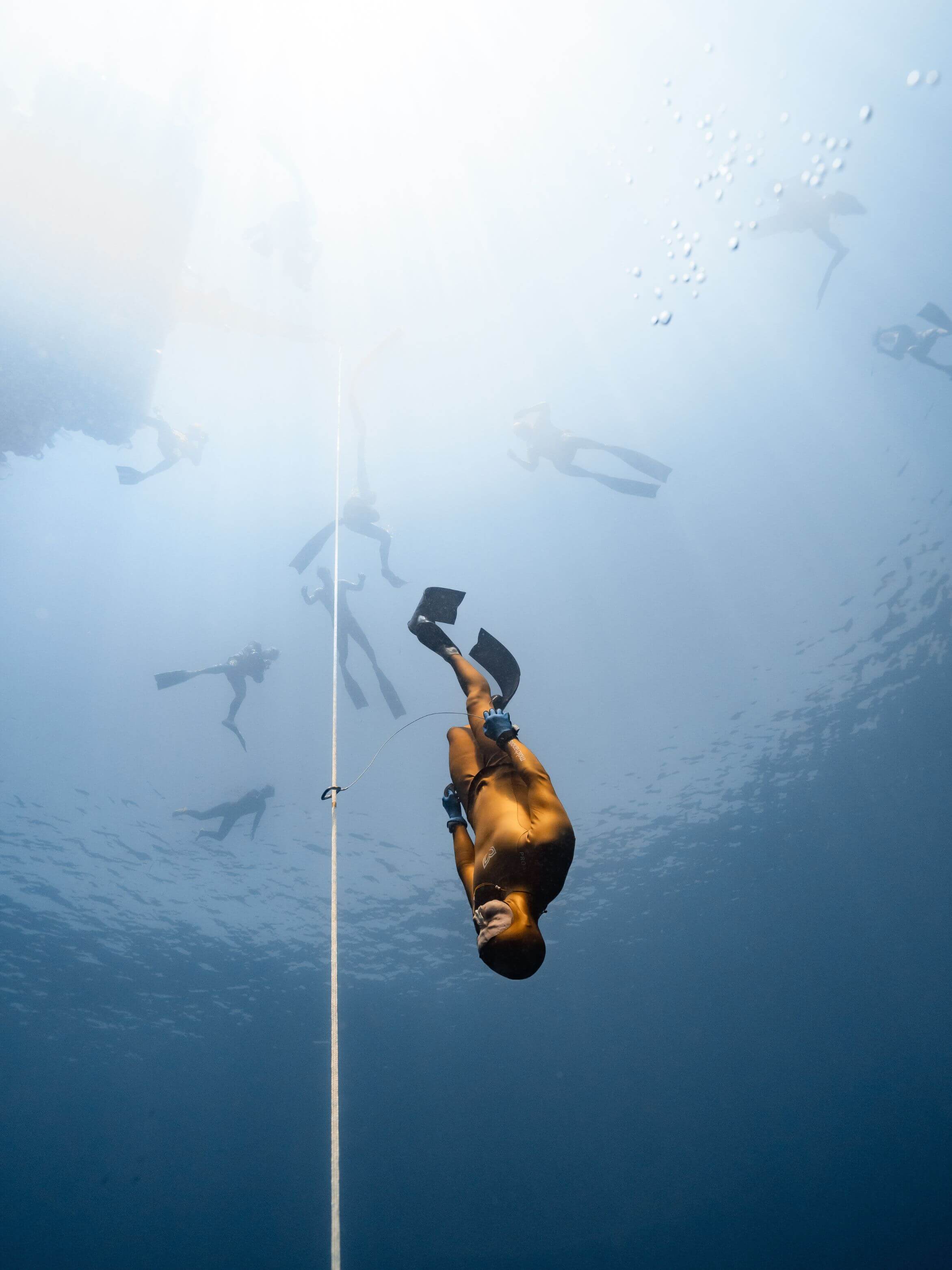 남성 전문가용 잠수복(내부 안감)
