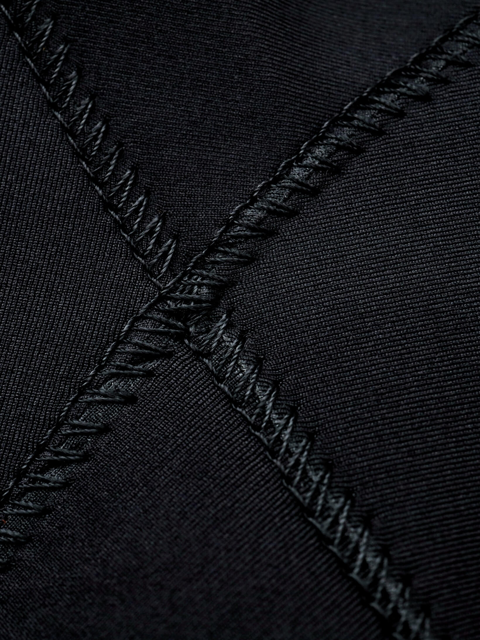 Internal stitching on smooth skin wetsuits helps reduce resistance during competition dives